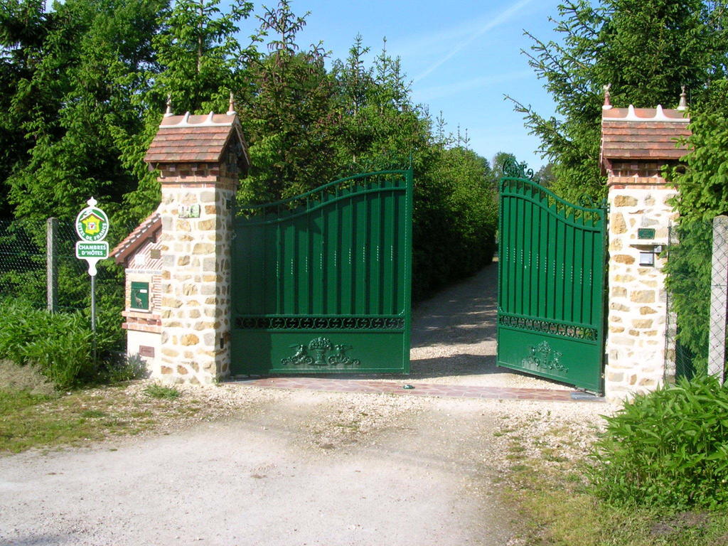 Bed and Breakfast La Petite Ferme Vouzeron Экстерьер фото