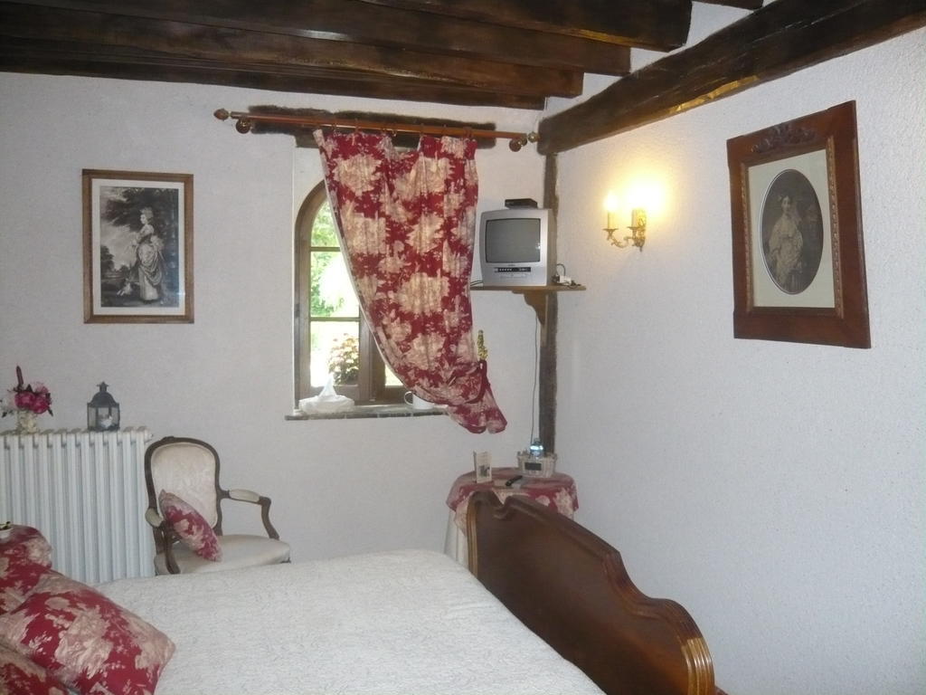 Bed and Breakfast La Petite Ferme Vouzeron Номер фото