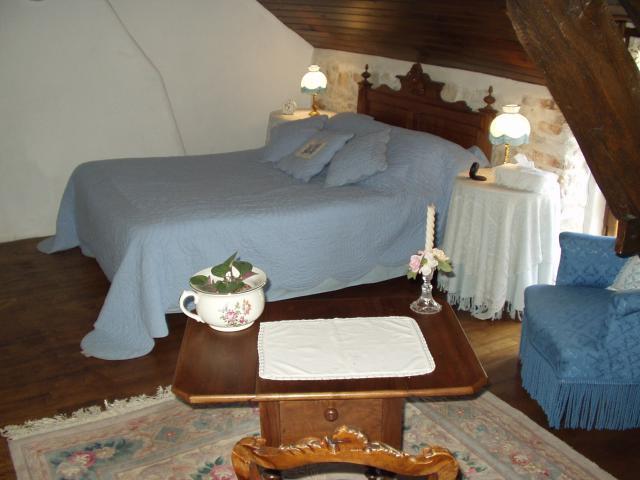 Bed and Breakfast La Petite Ferme Vouzeron Номер фото